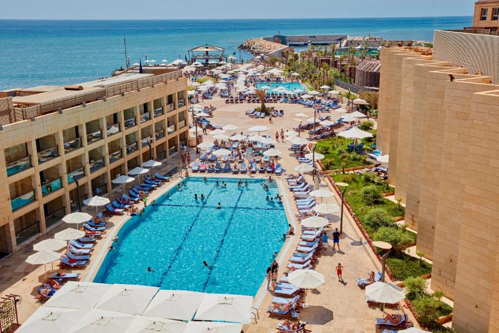 فندق ومنتجع كورال بيتش بيروت Coral Beach Hotel And Resort Beirut